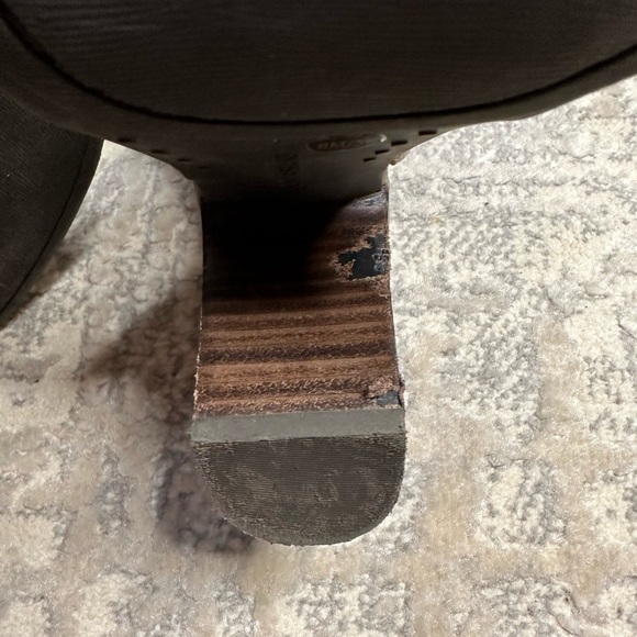 Lucky Brand Listana Boho Embroidered Peep Toe Taupe Heeled Ankle Booties - Picture 12 of 16